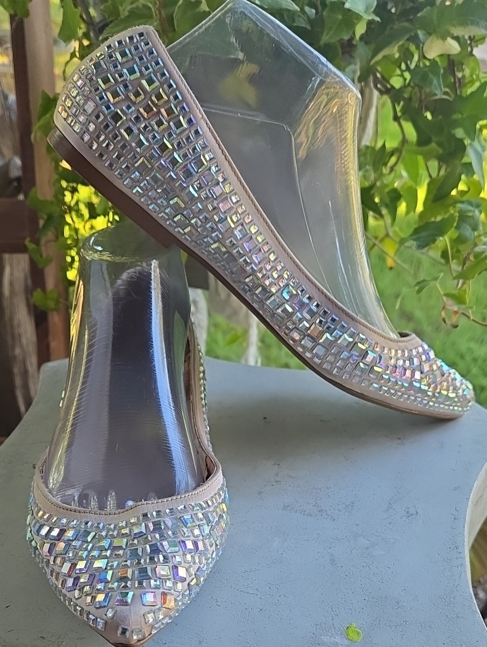 Betsey Johnson Mirrored Glass Applique Pointy Toe Ballet Flats Size 8
